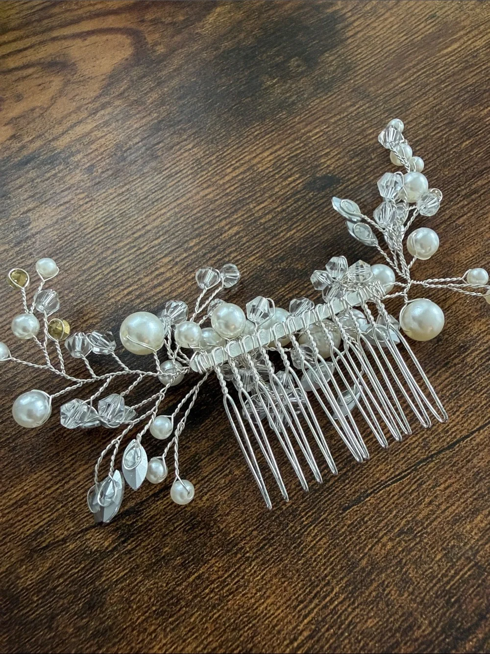 Source Unknown Pearl & Crystal Bridal Hair Comb - Ivory and Clear